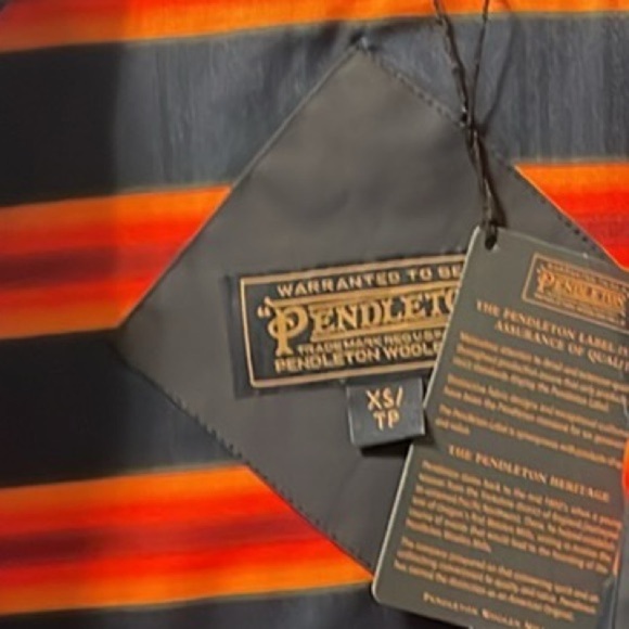 NWT Pendleton Navy Newport Hooded Waterproof Raincoat - Picture 9 of 10